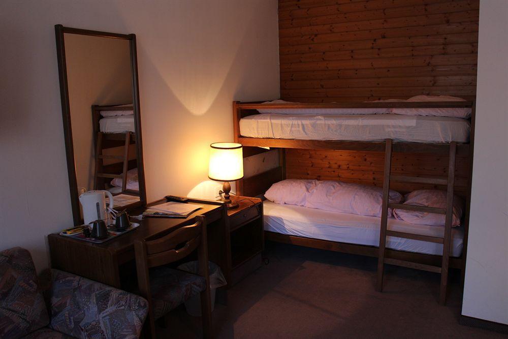 Bahnhof Hotel Interlaken Esterno foto
